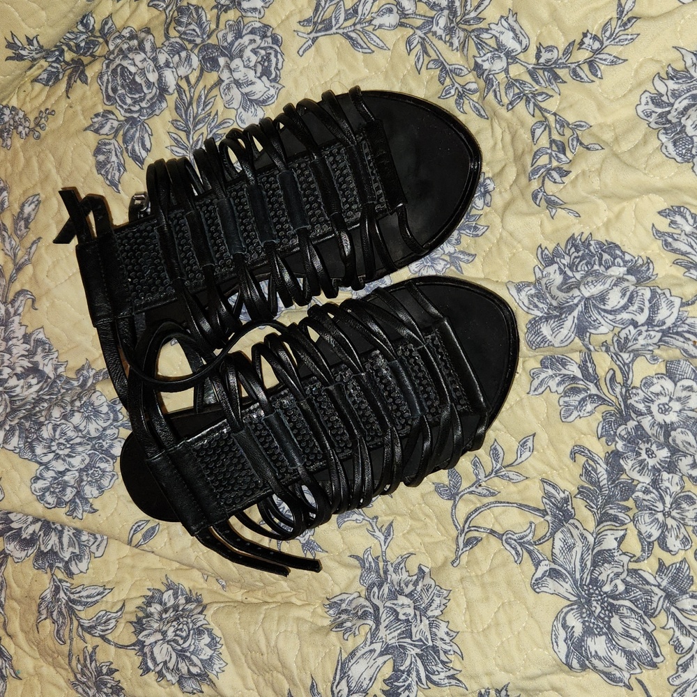 LAMB] black leather sandles size 7 ♡